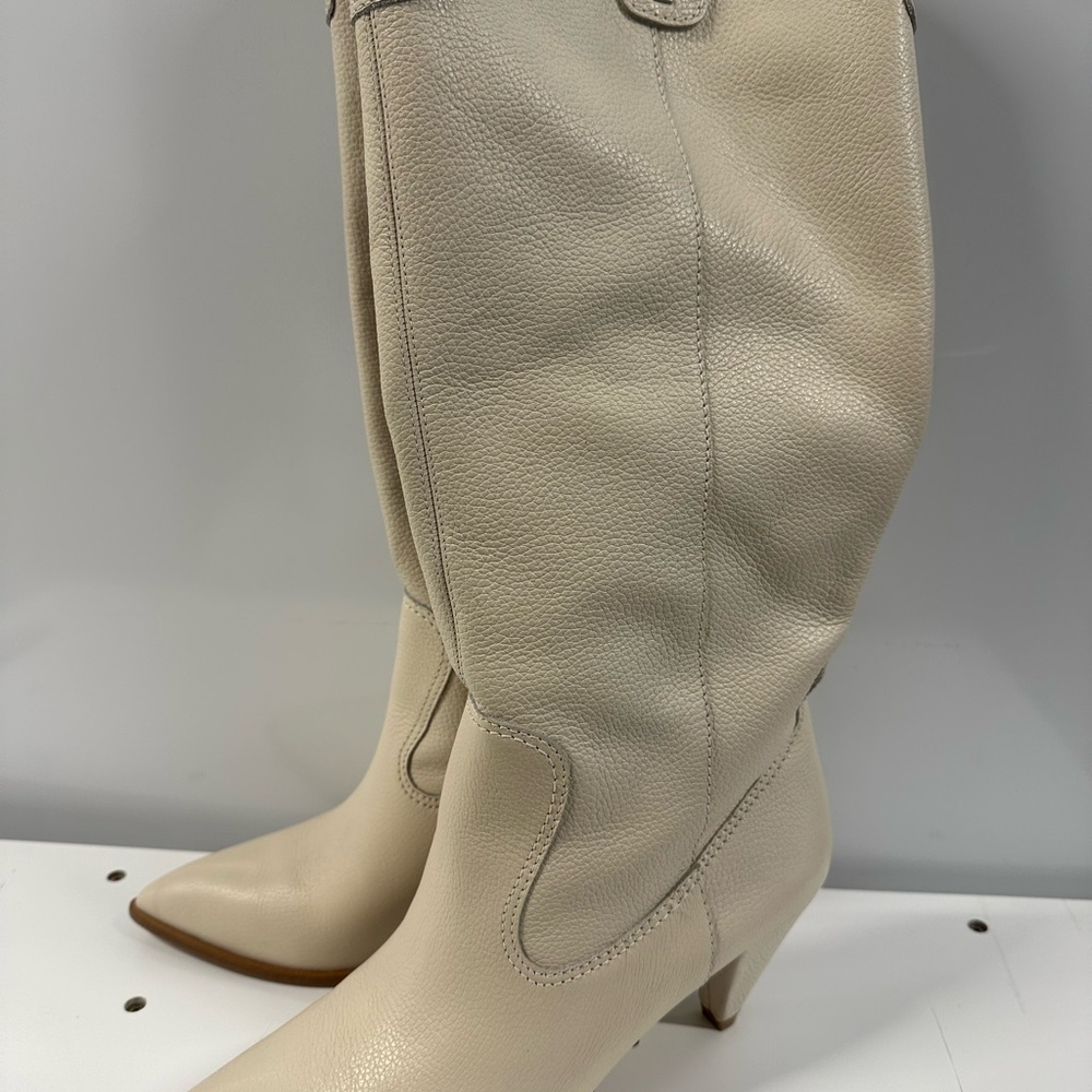 Larroude Louise Pointed Toe Western Boots size 9 worn once